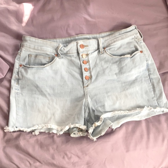 Universal Thread Pants - Size 16 Universal Thread Denim Shorts
